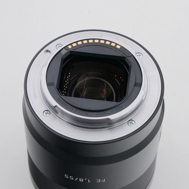 S-H-S6C85D_3.jpg - Zeiss AF 55mm F/1.8 ZA Sonnar FE T* lens for Sony FE Mount