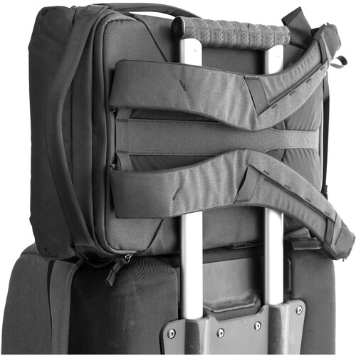 1024043_C.jpg - Peak Design Everyday Backpack v2 (Black, 20L)