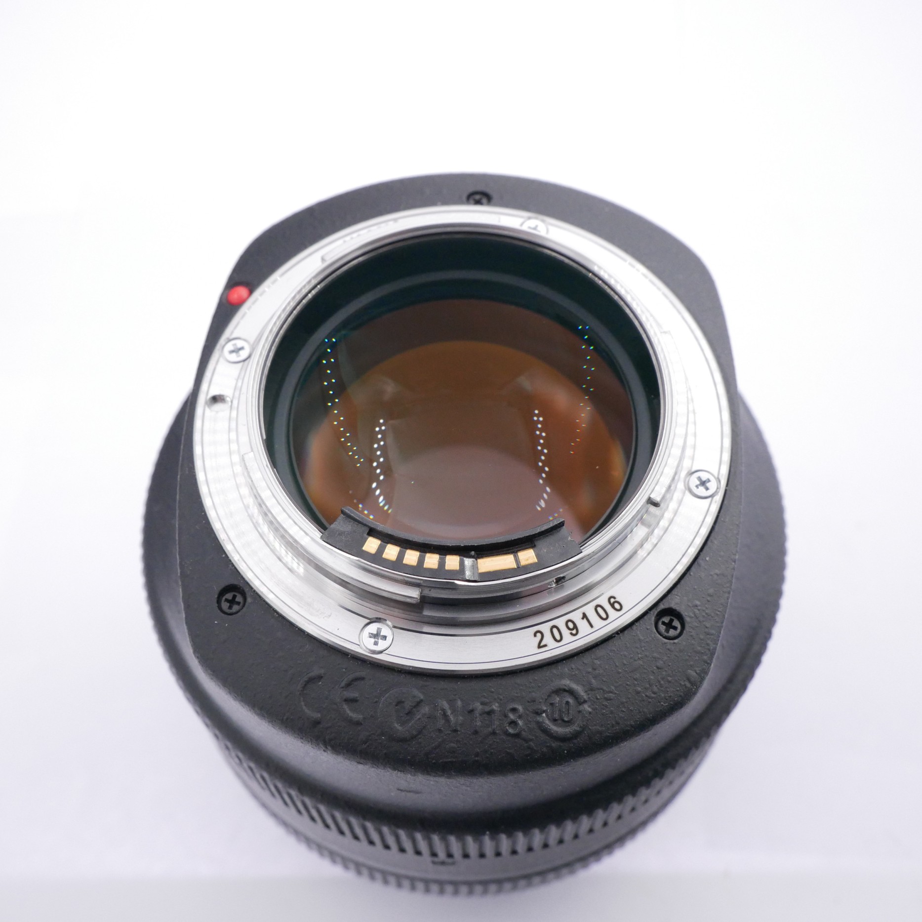 S-H-A9YE9N_3.jpg - Canon EF 85mm F/1.2 L II USM Lens 