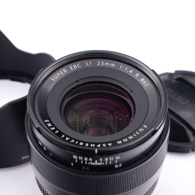 S-H-S55U99_2.jpg - Fujifilm XF 23mm F/1.4 R Asph Lens 