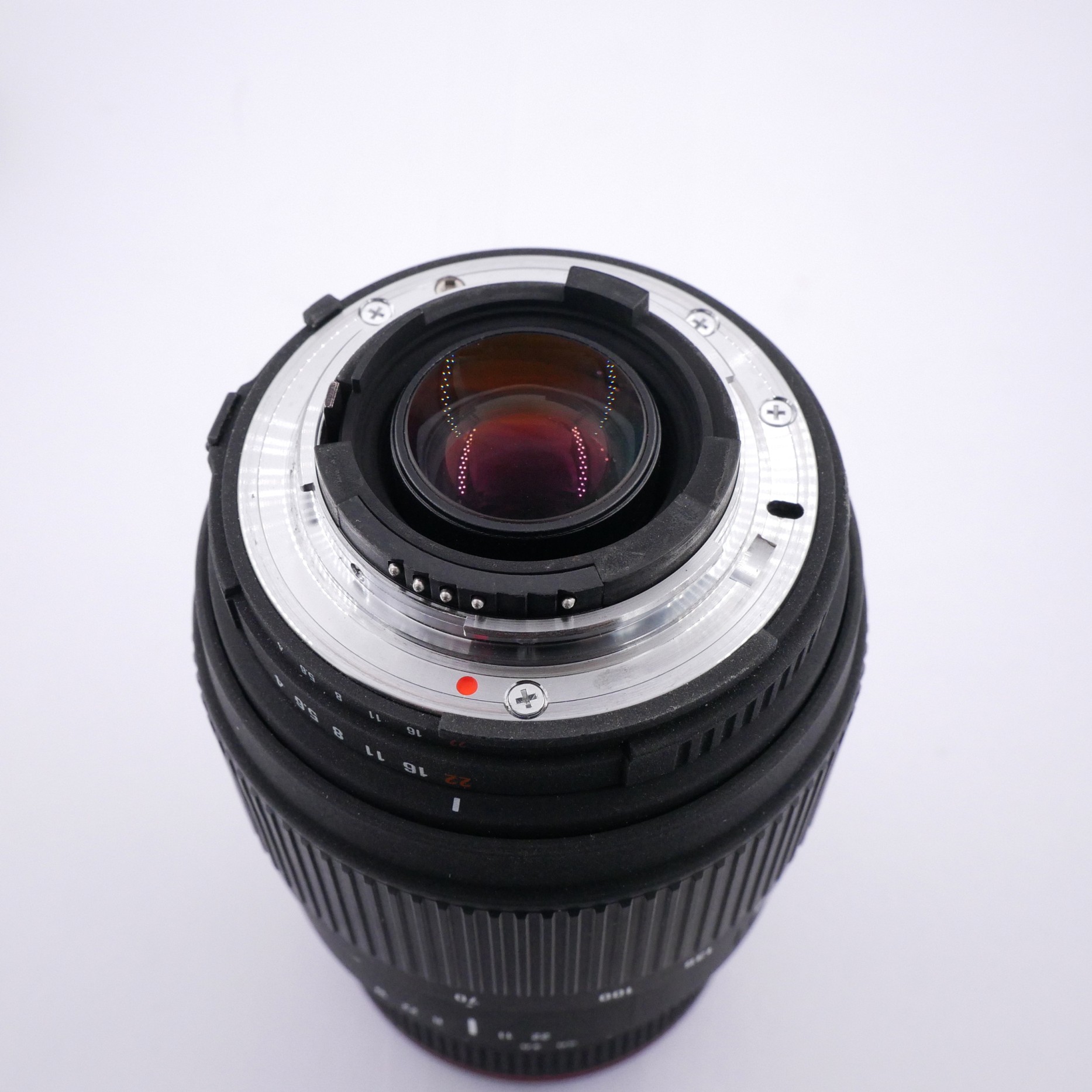 S-H-ULTF53_3.jpg - Sigma 70-300mm F4-5.6 APO DG D Macro Lens for FX-Mount