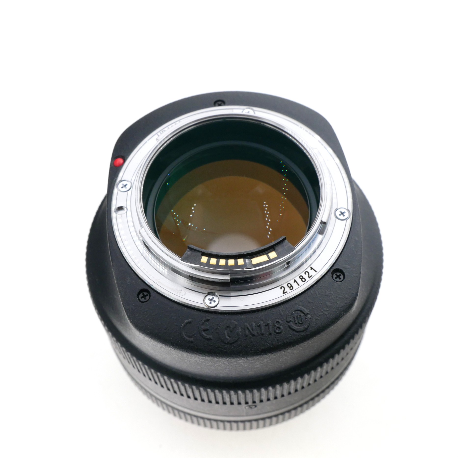 S-H-UNMY58_3.jpg - Canon EF 85mm F1.2 L II USM Lens 